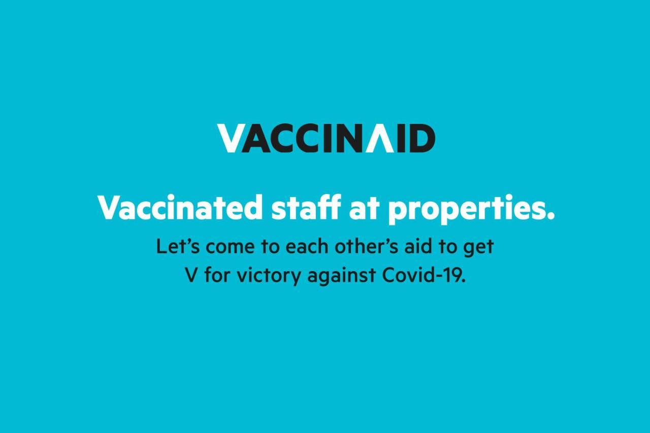 Vaccinated Staff - Oyo 476 Hedda Hotel Cebu Buitenkant foto